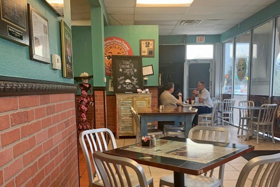 Explore the 4 most popular businesses in Fort Worth's Scenic Bluff neighborhood