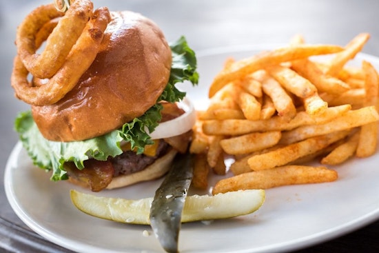 Finals frenzy: Here are Houston's best sports bars for NBA action