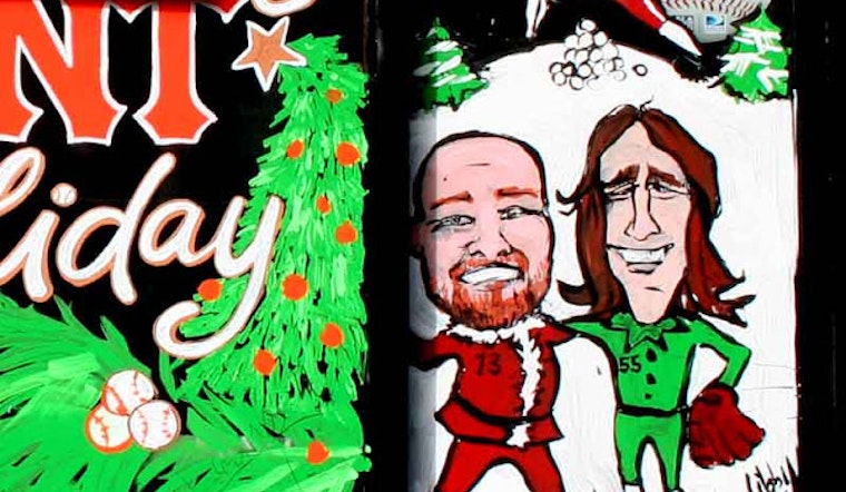 Vote in the 2010 Lower Haight Holiday Window Contest!