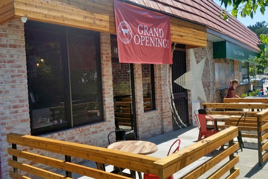 A New Grill In The Hills: 'Pattys & Buns Burgers'