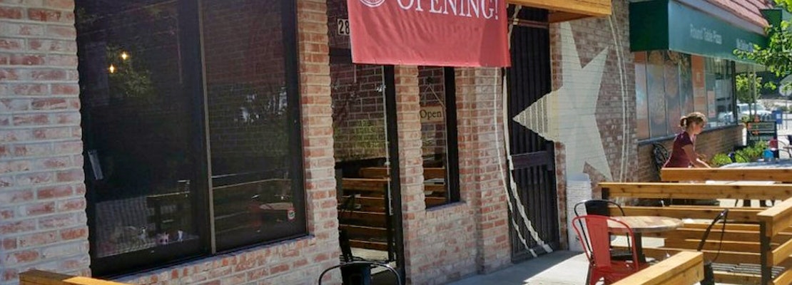 A New Grill In The Hills: 'Pattys & Buns Burgers'