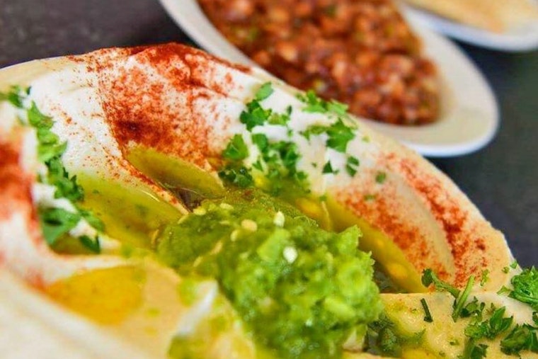 Explore the 5 most popular spots in Louisville's Cherokee Triangle neighborhood