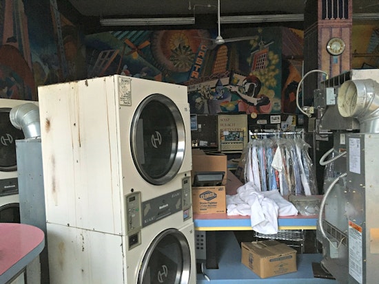 'Little Hollywood Launderette' Spins Down & Folds After 52 Years