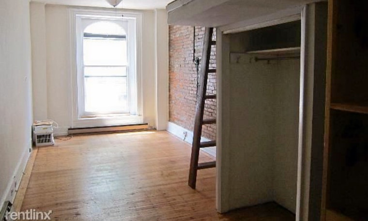 The lowest priced apartment rentals on the market in Rittenhouse, Philadelphia
