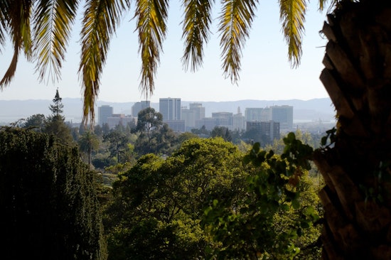 Top Oakland news: 2 wounded in shooting; Oakland poised to decriminalize psilocybin mushrooms; more