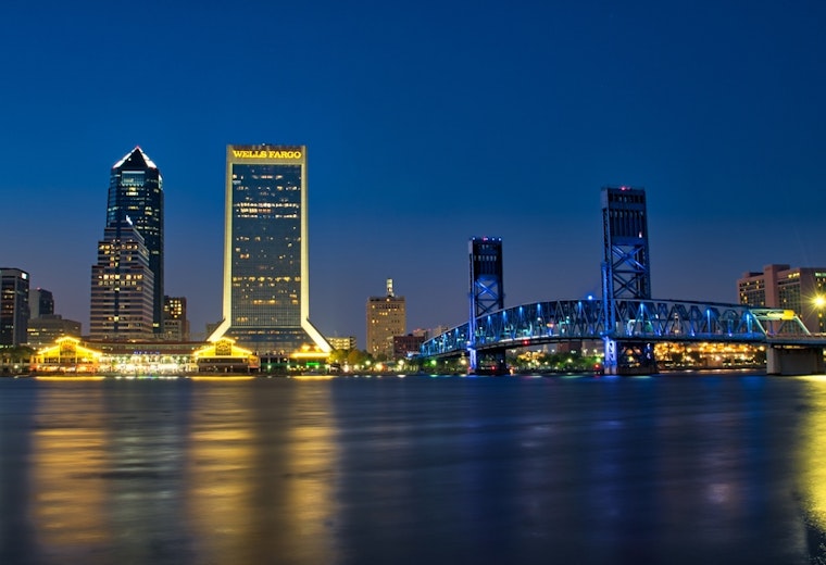 Top Jacksonville news: Woman dies after being hit by 2 cars; alligator sighting clears beach; more