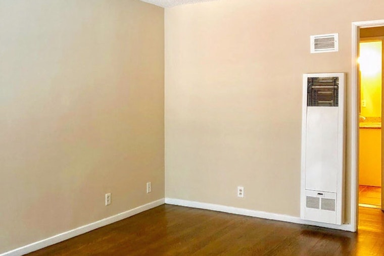 Renting in Long Beach: What will $1,600 get you?