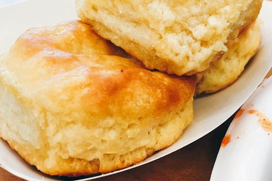 Explore the 5 most popular spots to eat in Memphis' Whitehaven-Coro Lake neighborhood