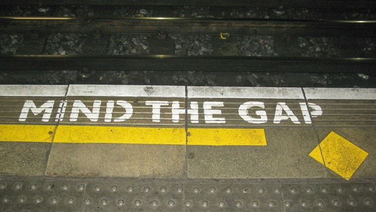 3 Things to Do if You Fall Off the Subway Platform