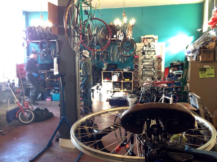 Bike Love (and Breakage) Brings Neighborhood Together