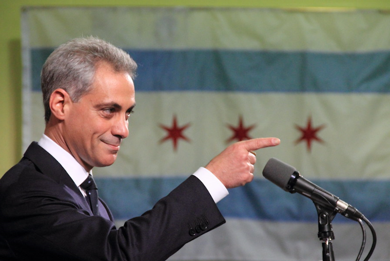 Top Chicago news: Emanuel going to Wall Street firm; cops warn against gun-shaped phone cases; more