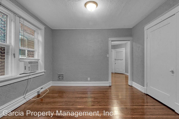 What will $700 rent you in North Hampton, right now?