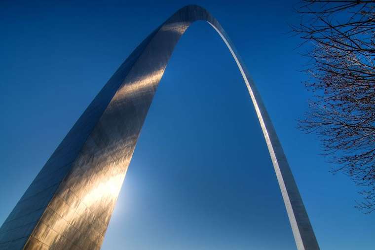 Top St. Louis news: Child dies after hours in hot car; judge to rule on Planned Parenthood; more