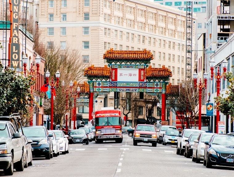 Top Portland news: Man shot outside Fred Meyer; city bans bird-killing poison on city land; more