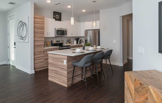 What will $1,400 rent you in Airport North, right now?