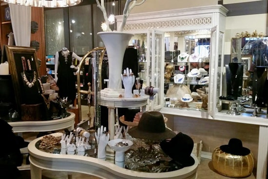 Your guide to the 4 most popular spots in Cincinnati's Mt. Auburn neighborhood