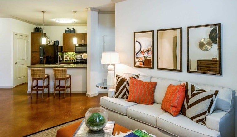 What will $1,000 rent you in Alamo Farmsteads-Babcock Road, today?