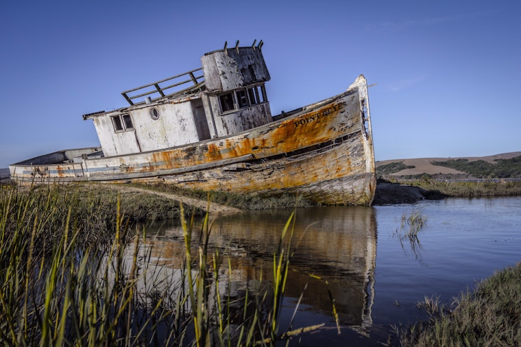 Iconic abandoned Point Reyes Boat severely damaged by a mysterious fire.