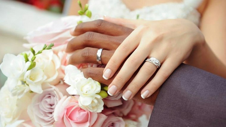 If Your BFF Gets Married, Will You be Torn Apart?