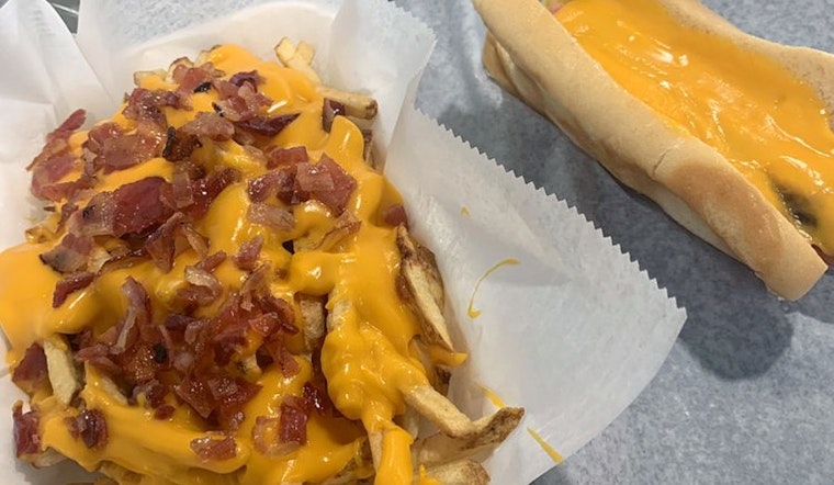 Find hot dogs and more at Squirrel Hill South's new Frankie Bunz