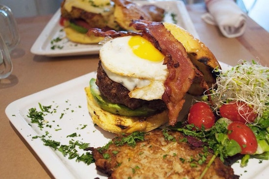 5 top spots for burgers in Miami