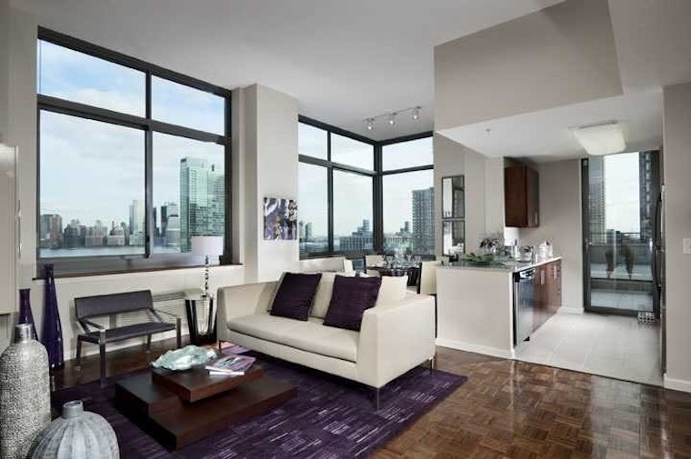 Renting in Jersey City: What will $3,200 get you?