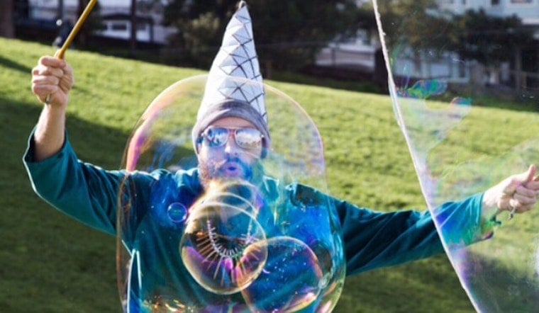 Meet the Bubble Wizard of Dolores Park