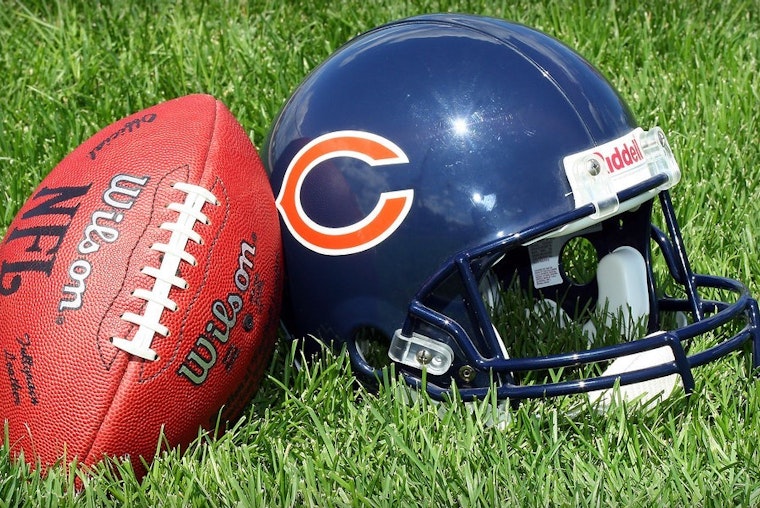 Top Chicago news: Bears' owner reflects on team's centennial; weekend violence kills 3, hurts dozens