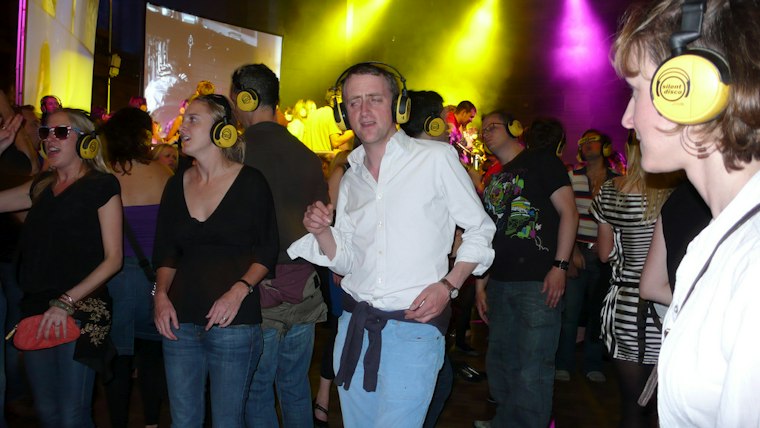 Quiet Clubbing is Turning Up the Party Scene