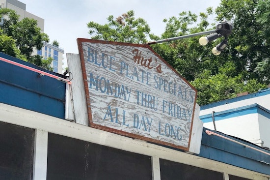 Top Austin news: City most congested in Texas; neighbors say farewell to Hut's Hamburgers; more
