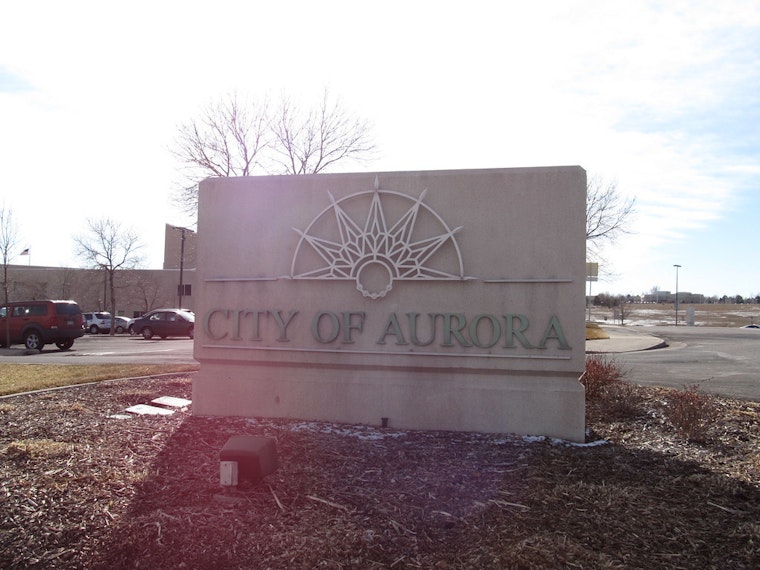 Top Aurora news: 4 injured in overnight shooting; cop justified in killing machete-wielding man