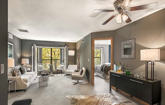 What will $1,800 rent you in Kilbourn Town, this month?