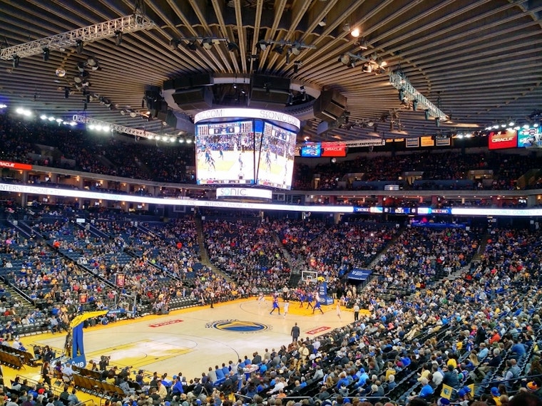 Top Oakland news: Thousands without power yesterday; Warriors keep their season alive; more