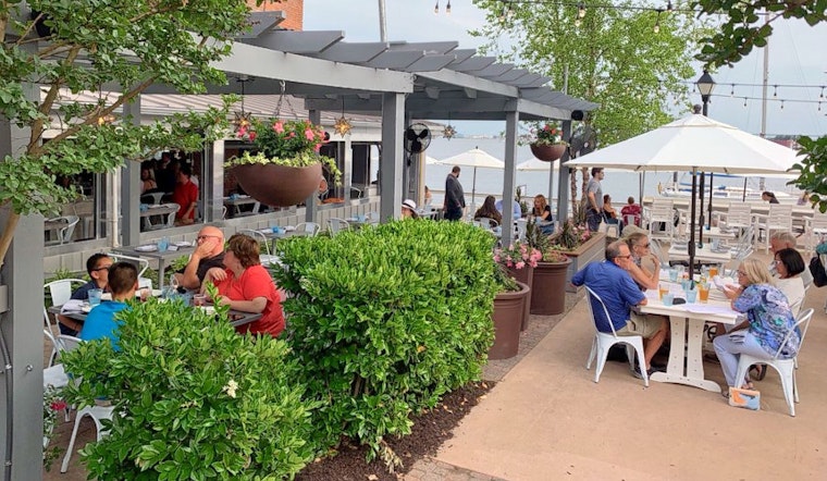 Raw Bar brings seafood and more to Canton