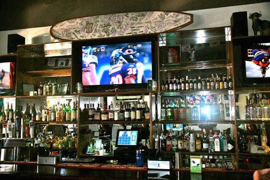 Long Beach's top 5 dive bars to visit now