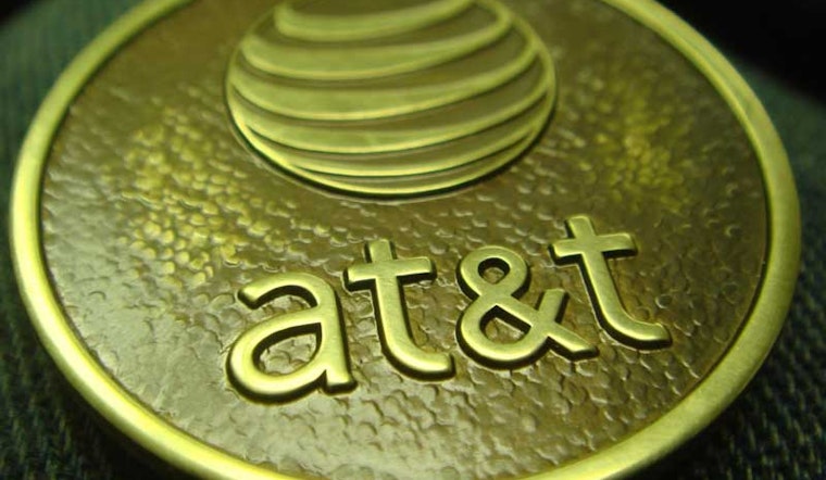 AT&T: New Steiner Street Antennas Still On Track