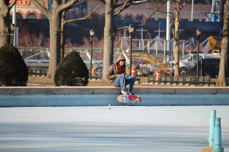 This Water Fountain In Queens Transforms Into a Skate Park