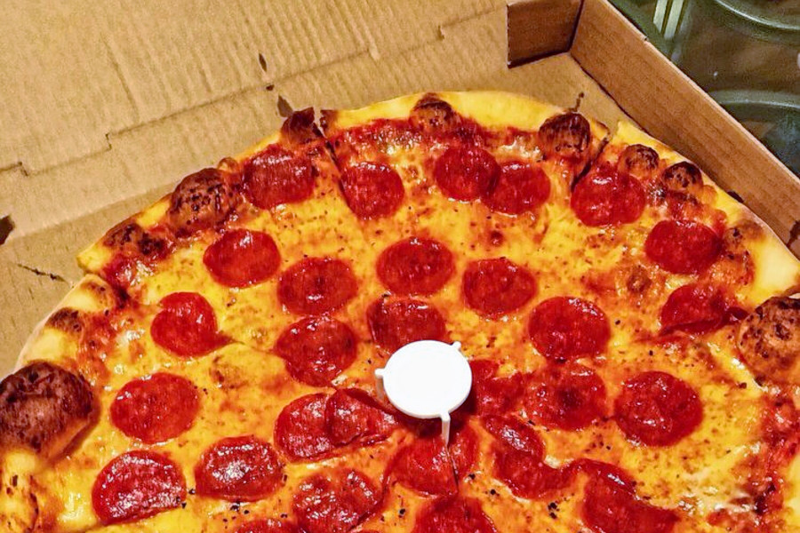 Henderson's 4 best spots for lowpriced pizza