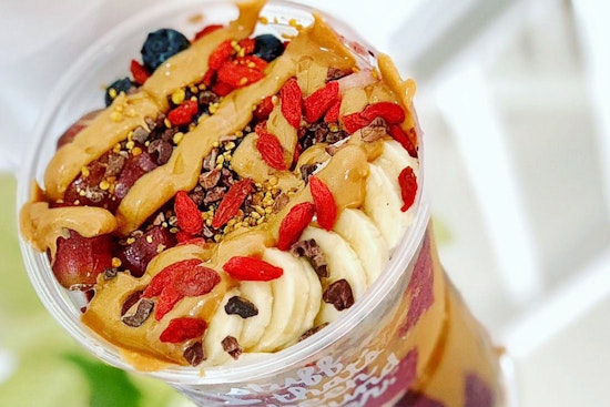 Everbowl makes Tierrasanta debut, with acai bowls and more