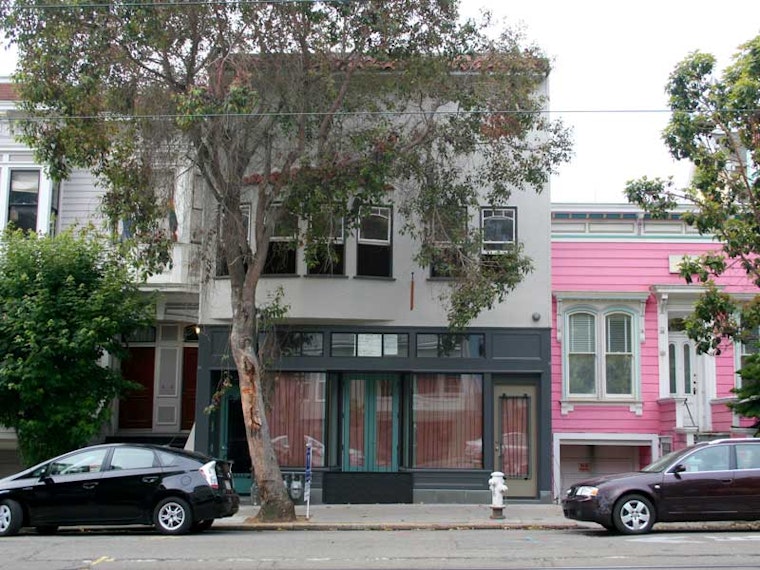 Wraps Finally Come Off 467 Duboce