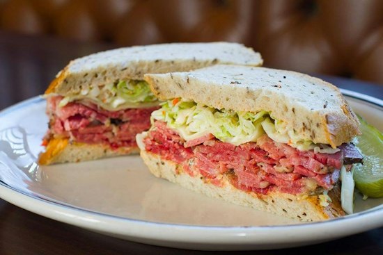 Vice City Guide: Eat at Langer's