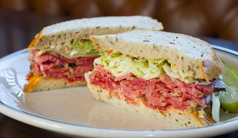 Vice City Guide: Eat at Langer's