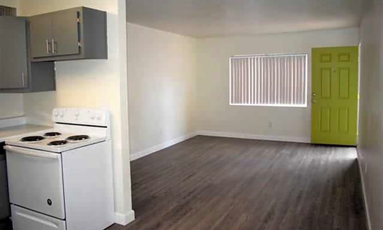 What will $600 rent you in Amphi, right now?