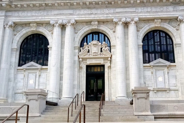 Apple Carnegie Library makes Mount Vernon Square debut, with electronics and more