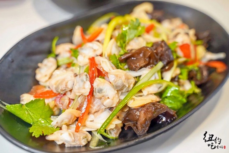 Get hot pot and more at Flushing's new Chicken HotPot