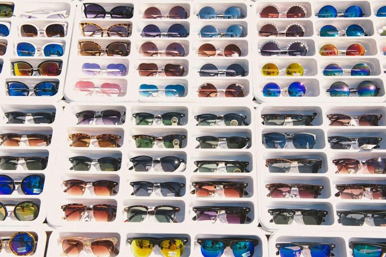 Vice City Guide: Shop at Rose Bowl Flea Market