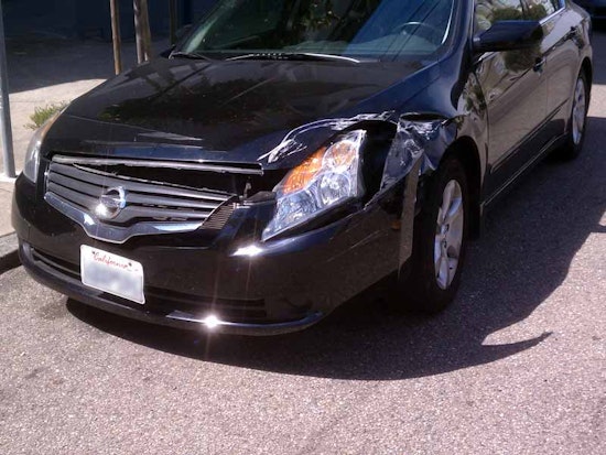Hit and Run Driver Smashes Car on Waller, Leaves Fake Note