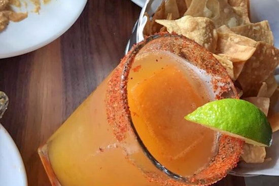 'Mercado Taqueria' Brings Mexican Fare To Studio City