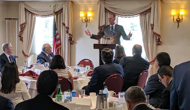 Top San Diego news: DUI rollover crash leave 2 injured; Mayor Faulconer meets with Trump; more