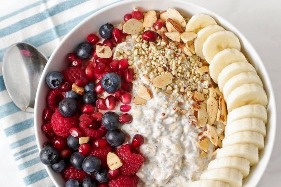 Basil's Deli & Cafe now open in West Hills